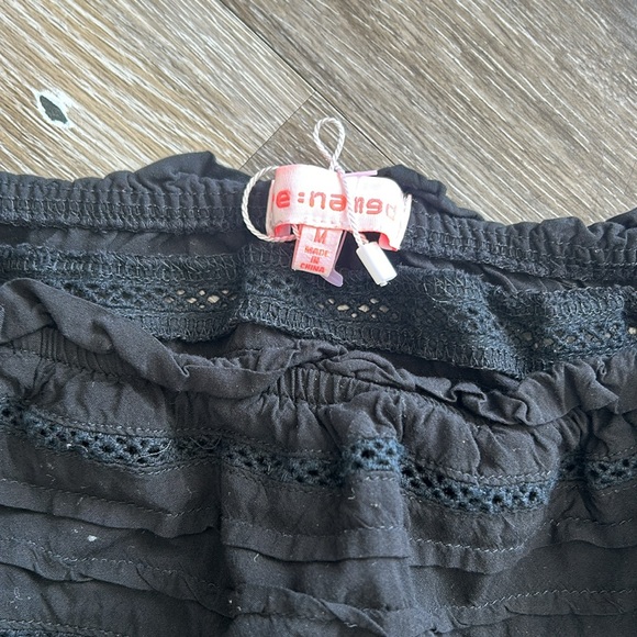 Stunning detailed romper - Picture 2 of 4